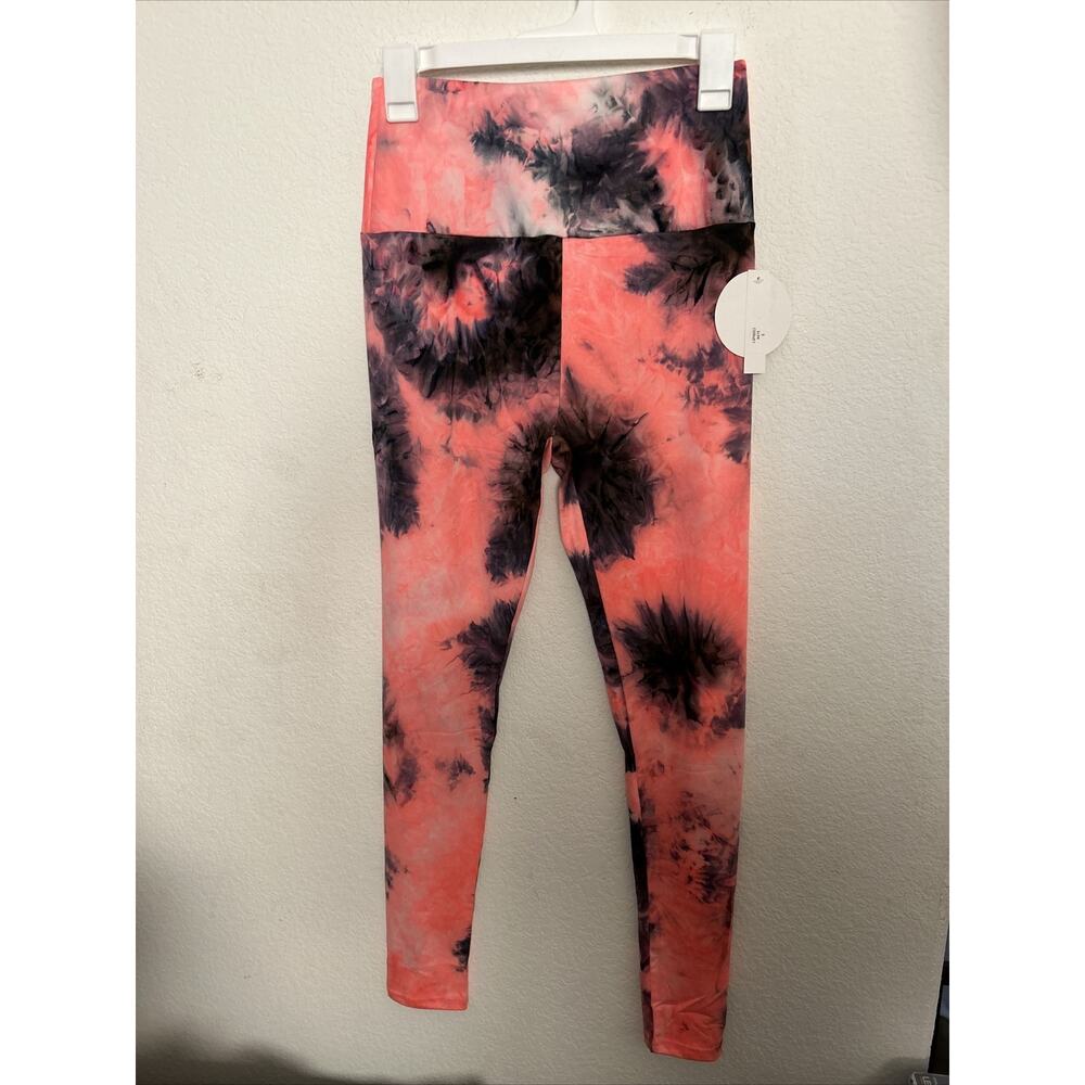 Women’s Casual Activewear NWT Pink Multi Color Small
